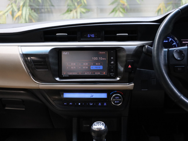 Second-hand 2016 Toyota Corolla Altis G MT for sale in Kolkata-11