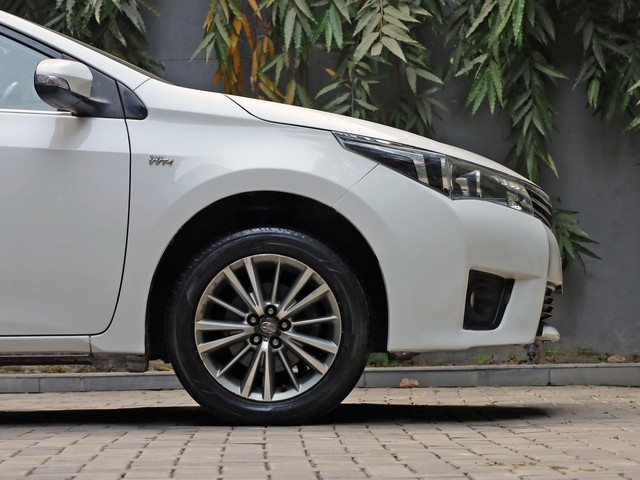 Second-hand 2016 Toyota Corolla Altis G MT for sale in Kolkata-6