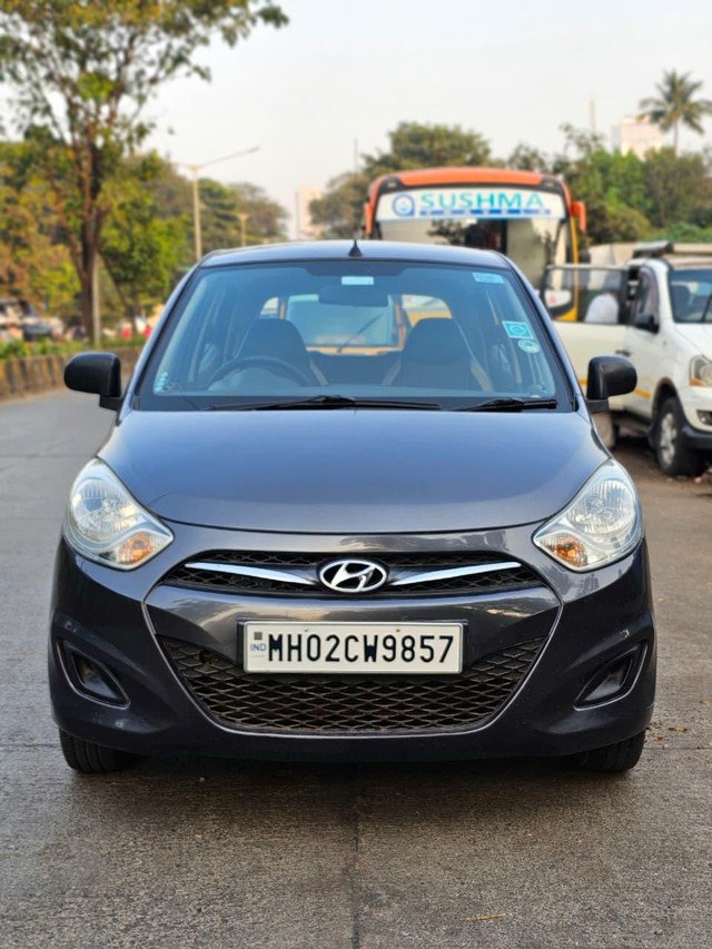 Second-hand 2013 Hyundai i10 Era 1.1 iTech SE for sale in Mumbai-4