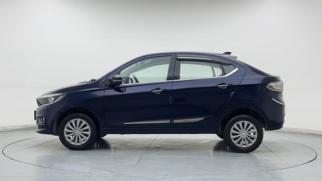Second-hand 2023 Tata Tigor XZ Plus CNG for sale in Noida-6