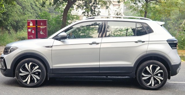 Second-hand 2024 Volkswagen Taigun 1.5 TSI GT Plus DSG ES for sale in New Delhi-3