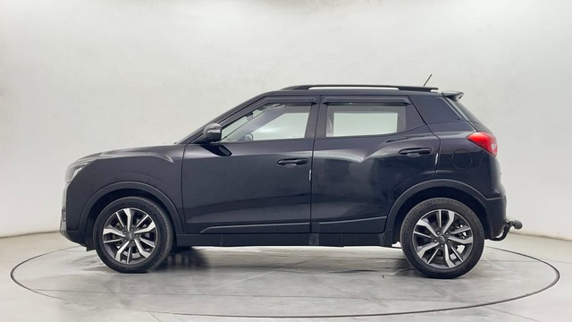 Second-hand 2021 Mahindra XUV300 W8 Opt for sale in Chennai-6