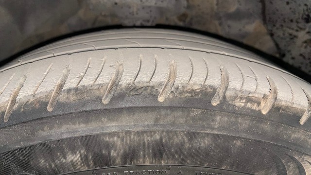 Second-hand 2021 Mahindra XUV300 W8 Opt for sale in Chennai-24