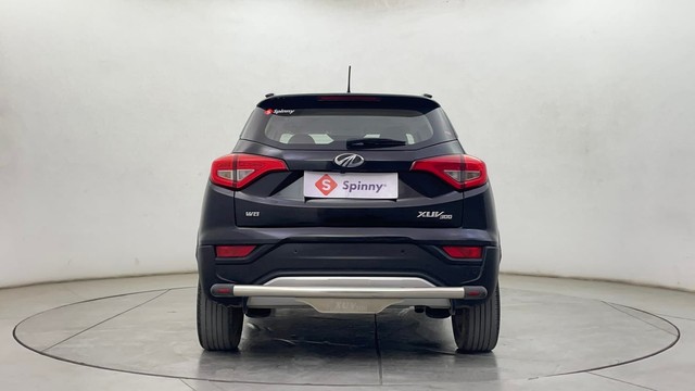 Second-hand 2021 Mahindra XUV300 W8 Opt for sale in Chennai-4