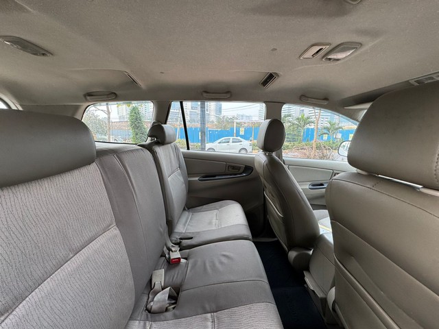 Second-hand 2013 Toyota Innova 2.5 G (Diesel) 8 Seater for sale in Hyderabad-10