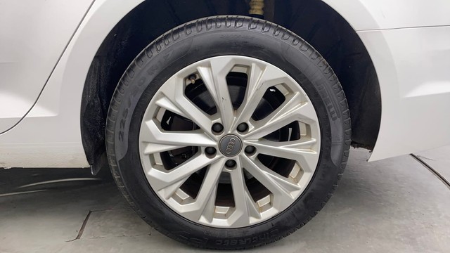 Second-hand 2017 Audi A4 30 TFSI Premium Plus for sale in Chennai-19