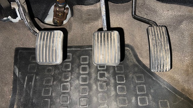 Second-hand 2014 Hyundai i10 Sportz 1.1L for sale in Chennai-14