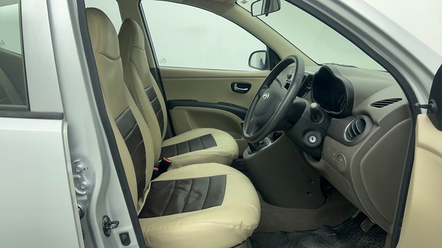 Second-hand 2014 Hyundai i10 Sportz 1.1L for sale in Chennai-15