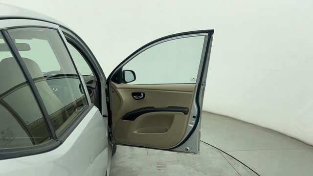 Second-hand 2014 Hyundai i10 Sportz 1.1L for sale in Chennai-16