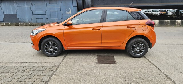 Second-hand 2019 Hyundai i20 Sportz Plus BSIV for sale in Mumbai-4