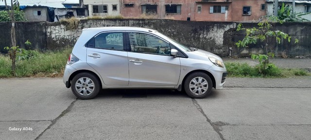 Second-hand 2013 Honda Brio S MT for sale in Mumbai-1