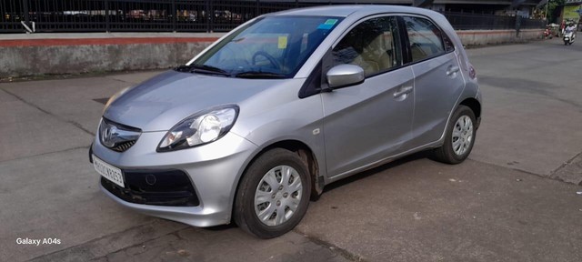Second-hand 2013 Honda Brio S MT for sale in Mumbai-7