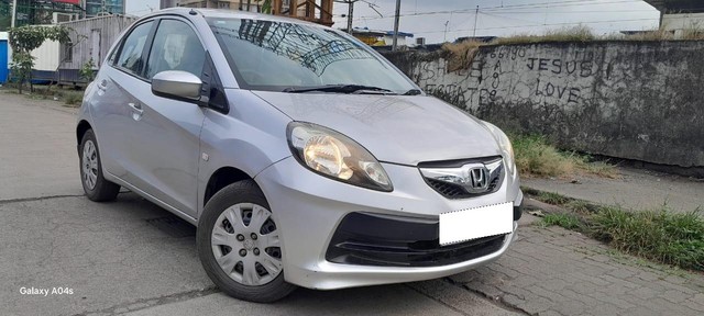 Second-hand 2013 Honda Brio S MT for sale in Mumbai-0