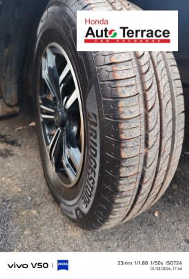 Second-hand 2020 Maruti Swift Dzire VXI for sale in Durg-13