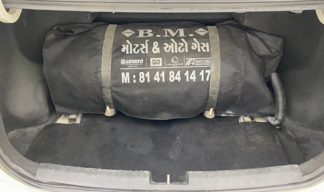 Second-hand 2015 Hyundai Xcent 1.2 Kappa Base for sale in Ahmedabad-20