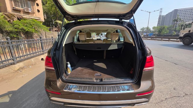 Second-hand 2016 Mercedes-Benz GLE 250d for sale in Mumbai-8