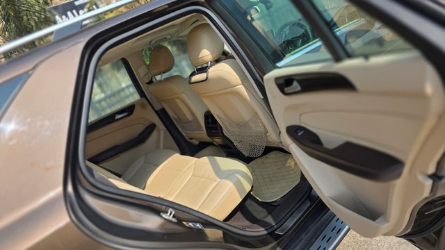 Second-hand 2016 Mercedes-Benz GLE 250d for sale in Mumbai-13