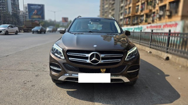 Second-hand 2016 Mercedes-Benz GLE 250d for sale in Mumbai-3