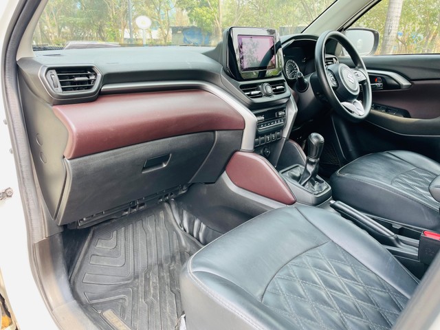 Second-hand 2023 Maruti Grand Vitara Delta for sale in Mumbai-7