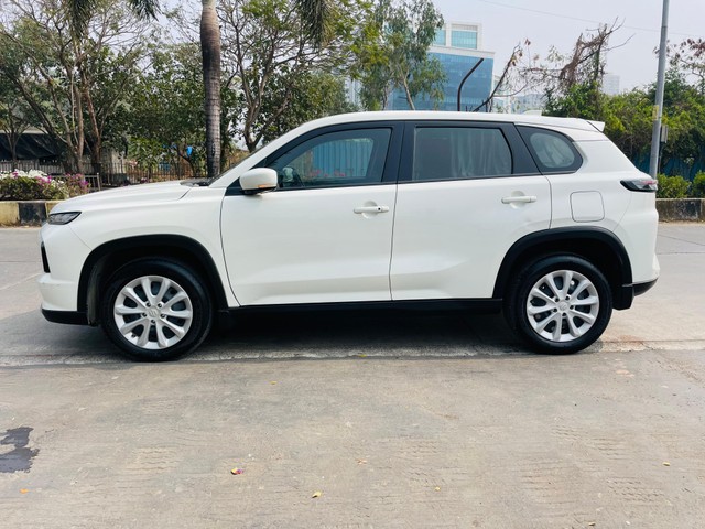 Second-hand 2023 Maruti Grand Vitara Delta for sale in Mumbai-3