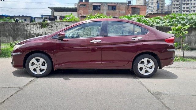 Second-hand 2015 Honda City i VTEC CVT VX for sale in Mumbai-12