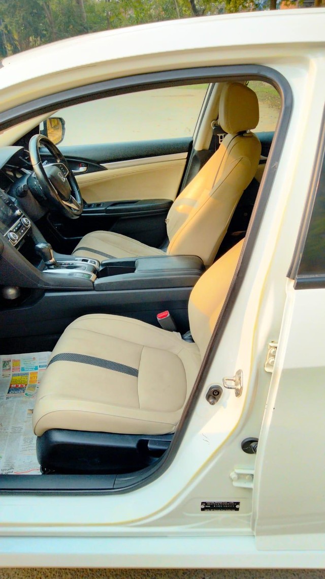 Second-hand 2019 Honda Civic ZX BSIV for sale in New Delhi-19