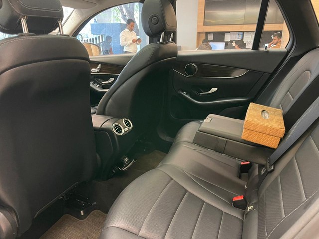 Second-hand 2020 Mercedes-Benz GLC 220d 4MATIC for sale in Mumbai-22