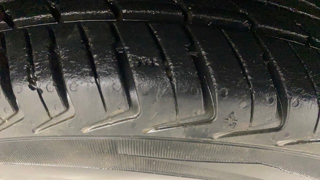 Second-hand 2019 Renault KWID 1.0 AMT RXT for sale in Bangalore-28