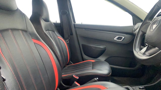 Second-hand 2019 Renault KWID 1.0 AMT RXT for sale in Bangalore-15