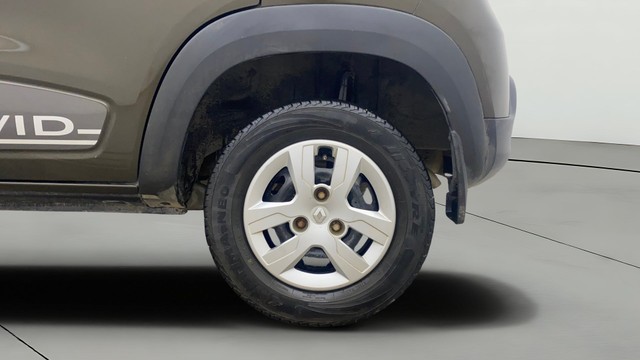 Second-hand 2019 Renault KWID 1.0 AMT RXT for sale in Bangalore-26