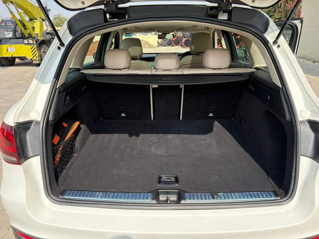 Second-hand 2022 Mercedes-Benz GLC 200 for sale in Jaipur-11