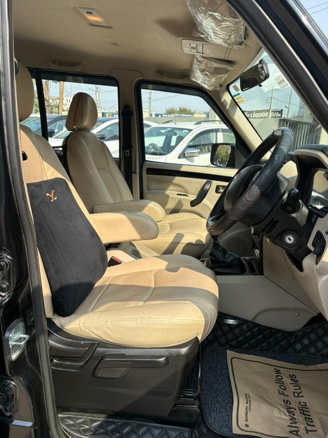 Second-hand 2023 Mahindra Scorpio S 11 BSVI for sale in Jaipur-9