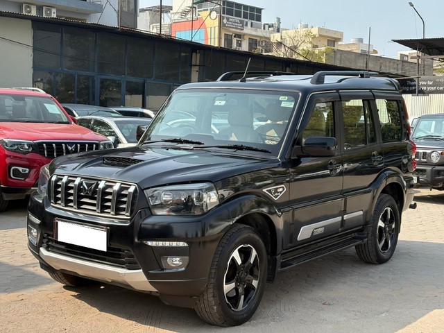 Second-hand 2023 Mahindra Scorpio S 11 BSVI for sale in Jaipur-4