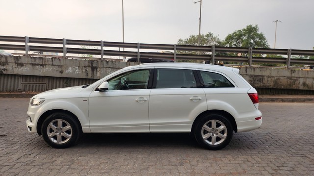Second-hand 2016 Audi Q7 45 TDI Quattro Premium Plus for sale in Mumbai-3