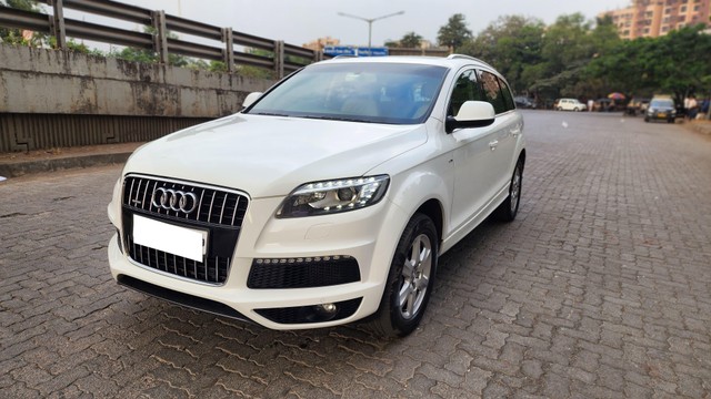 Second-hand 2016 Audi Q7 45 TDI Quattro Premium Plus for sale in Mumbai-4