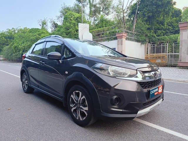 Second-hand 2018 Honda WR-V i-VTEC S for sale in New Delhi-9