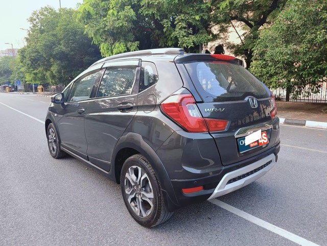 Second-hand 2018 Honda WR-V i-VTEC S for sale in New Delhi-3