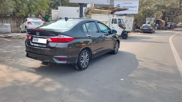 Second-hand 2019 Honda City i-VTEC CVT ZX for sale in New Delhi-8