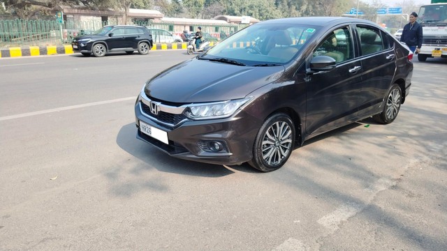 Second-hand 2019 Honda City i-VTEC CVT ZX for sale in New Delhi-5