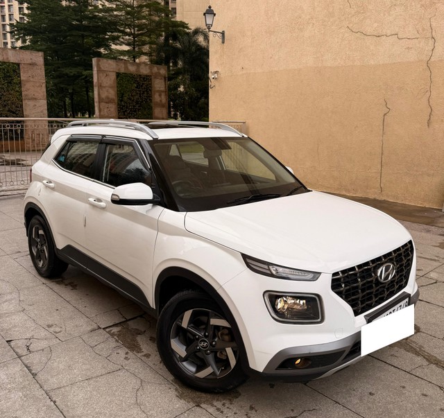 Second-hand 2020 Hyundai Venue SX Diesel for sale in Thane-17