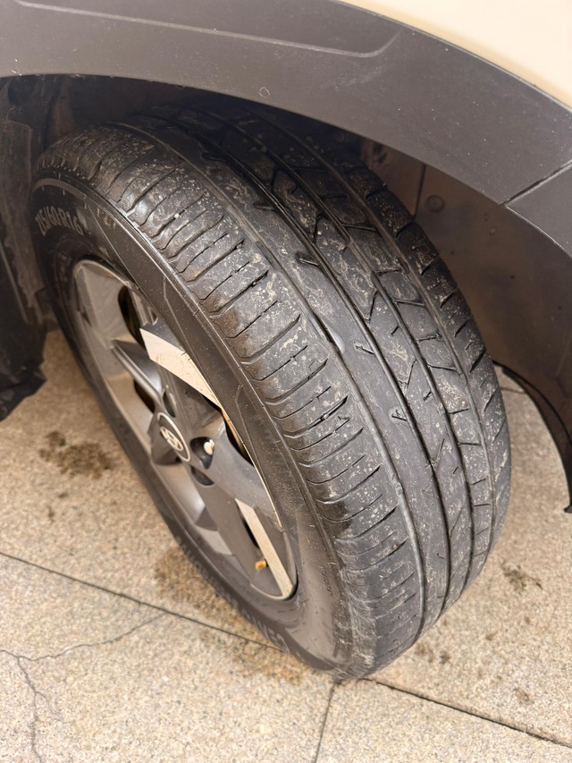 Second-hand 2020 Hyundai Venue SX Diesel for sale in Thane-15