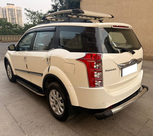 Second-hand 2018 Mahindra XUV500 AT W10 FWD for sale in Thane-9