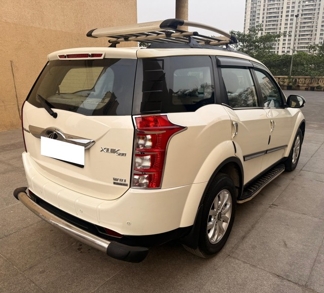 Second-hand 2018 Mahindra XUV500 AT W10 FWD for sale in Thane-10