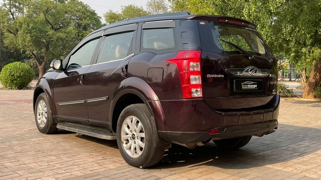 Second-hand 2016 Mahindra XUV500 AT W10 FWD for sale in New Delhi-2