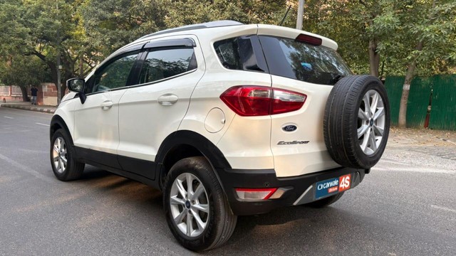 Second-hand 2020 Ford Ecosport 1.5 Petrol Titanium for sale in New Delhi-3