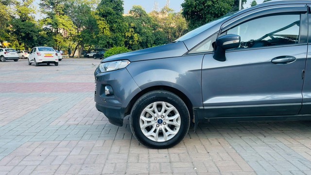 Second-hand 2017 Ford Ecosport 1.5 Petrol Titanium Plus AT BSIV for sale in New Delhi-9