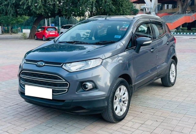 Second-hand 2017 Ford Ecosport 1.5 Petrol Titanium Plus AT BSIV for sale in New Delhi-3
