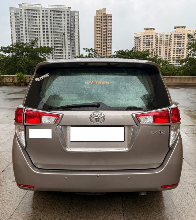 Second-hand 2016 Toyota Innova Crysta 2.4 G MT 8S BSIV for sale in Thane-2