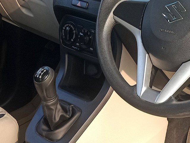 Second-hand 2023 Maruti Wagon R VXI for sale in New Delhi-8