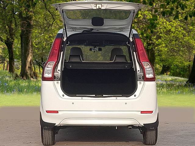 Second-hand 2023 Maruti Wagon R VXI for sale in New Delhi-27